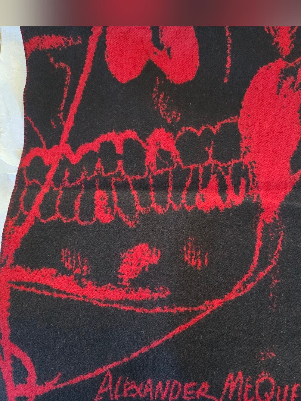 Alexander McQueen Wool Scarf Black Red - Picture 6 of 7